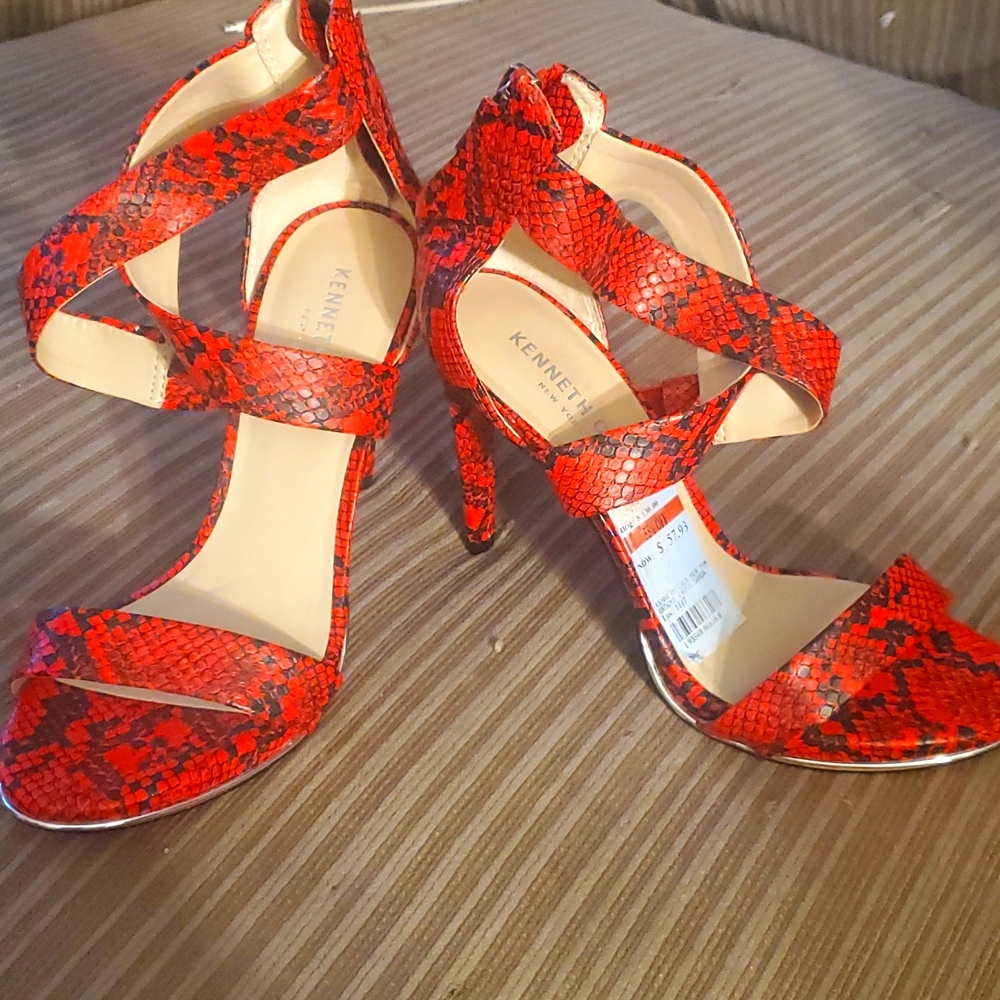 Kenneth Cole red snake skin heels